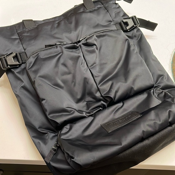 Timbuk 2 Commuter Backpack/Bag Laptop Compartmwnt Water proof Lifetime Gurantee - Picture 1 of 3
